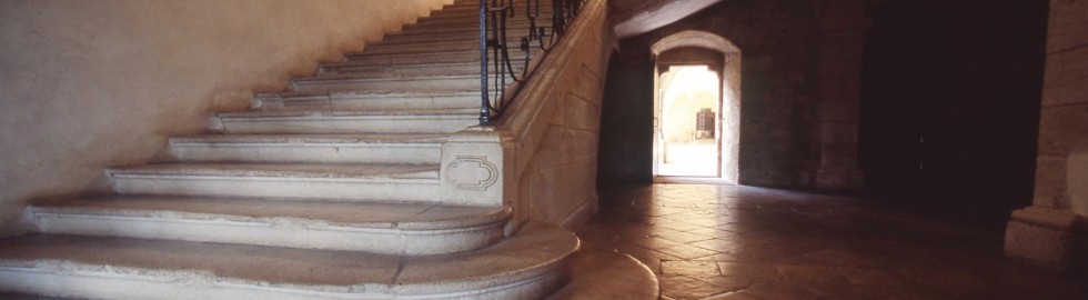 Abbaye de Noirlac, escalier