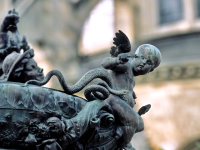 Cathédrale de Bourges, Cher – Les statues des jardins de l’archevêché, détail