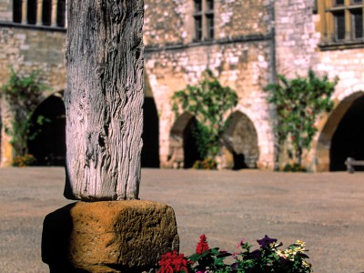 Monpazier, Dordogne – La vieille halle, détail