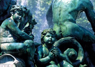 Monument aux Girondins, Bordeaux, Gironde – Personnages en plan rapproché
