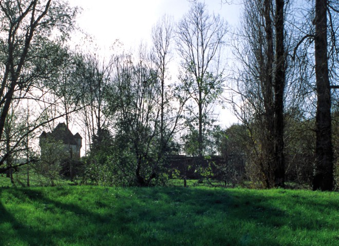 Vers le château de Losse, Dordogne