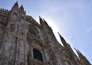 Duomo di Milano, Cathédrale de la Nativité de la Sainte-Vierge, façade, contre-plongée – Milan, Italie