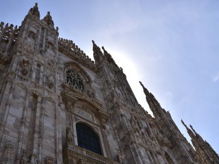 Duomo di Milano, Cathédrale de la Nativité de la Sainte-Vierge, façade, contre-plongée – Milan, Italie