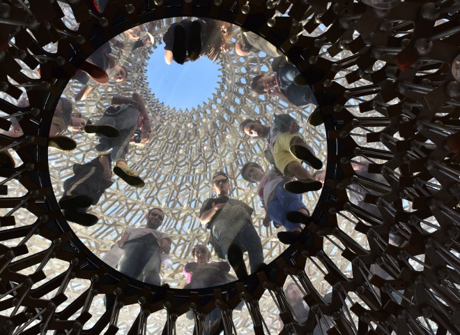 La ruche… et ses abeilles ? Pavillon du Royaume-Uni, Expo 2015 Milan