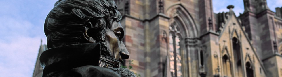 Buste du maréchal d’Empire François-Joseph Lefebvre et église Notre Dame de L’Assomption, Rouffach, Alsace