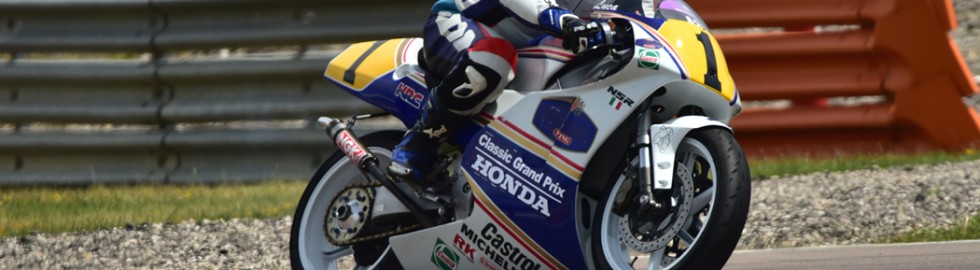 Honda NSR en piste