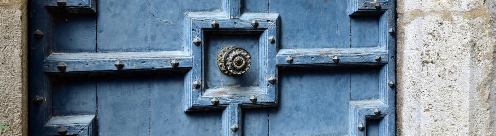 Porte bleue – Pérouges, Ain