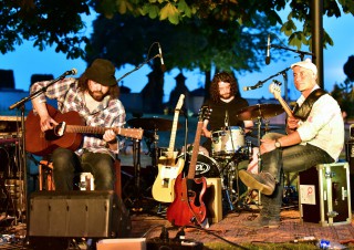 « Roots Noise » sous le marronnier de Dannemarie