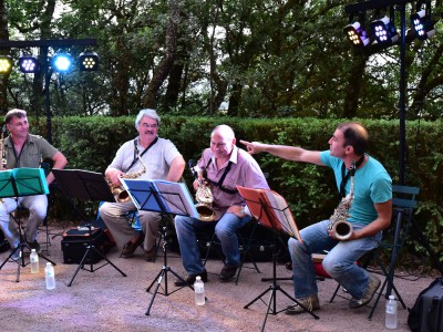 Quatre saxophones en liberté, jardins de Marqueyssac, Dordogne