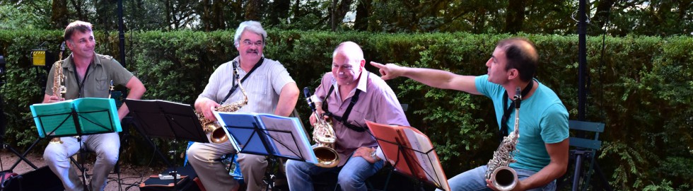 Quatre saxophones en liberté, jardins de Marqueyssac, Dordogne