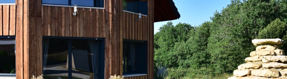 Pierre et bois en Périgord – Gîte « La Gratadie », Archignac, Dordogne