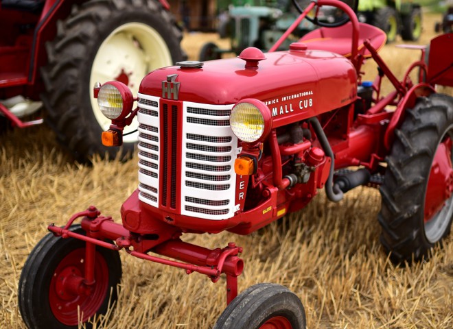 Modèle réduit ? Tracteur Mac Cormick International Farmall Club, rassemblement  ARAMAA, Reiningue, Alsace