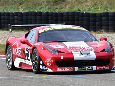 Ferrari 458 aux éssais