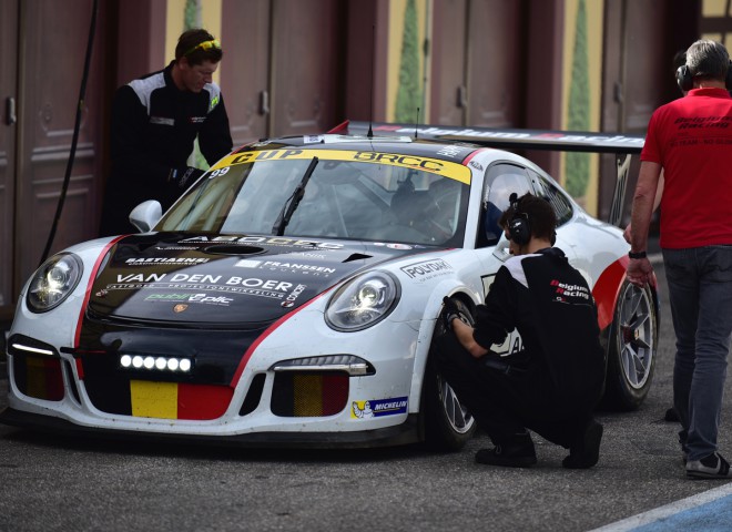 Porsche GT3, passage au stands