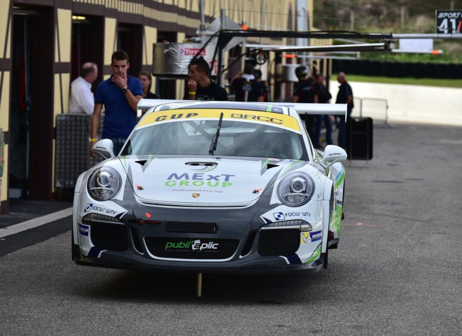 Porsche sur vérins