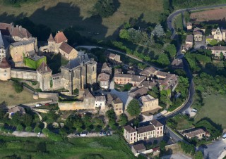 Château de Biron, vue aérienne