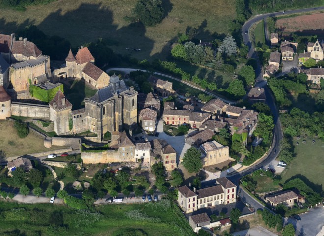 Château de Biron, vue aérienne
