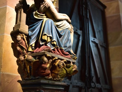 Pietà XV siècle, pierre polychrome, Thann, Alsace