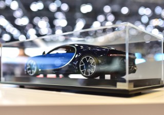 Bugatti Chiron, miniature…