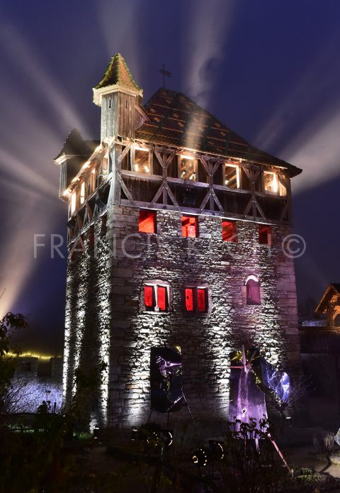 Maison forte dans le brouillard Ecomusée Alsace